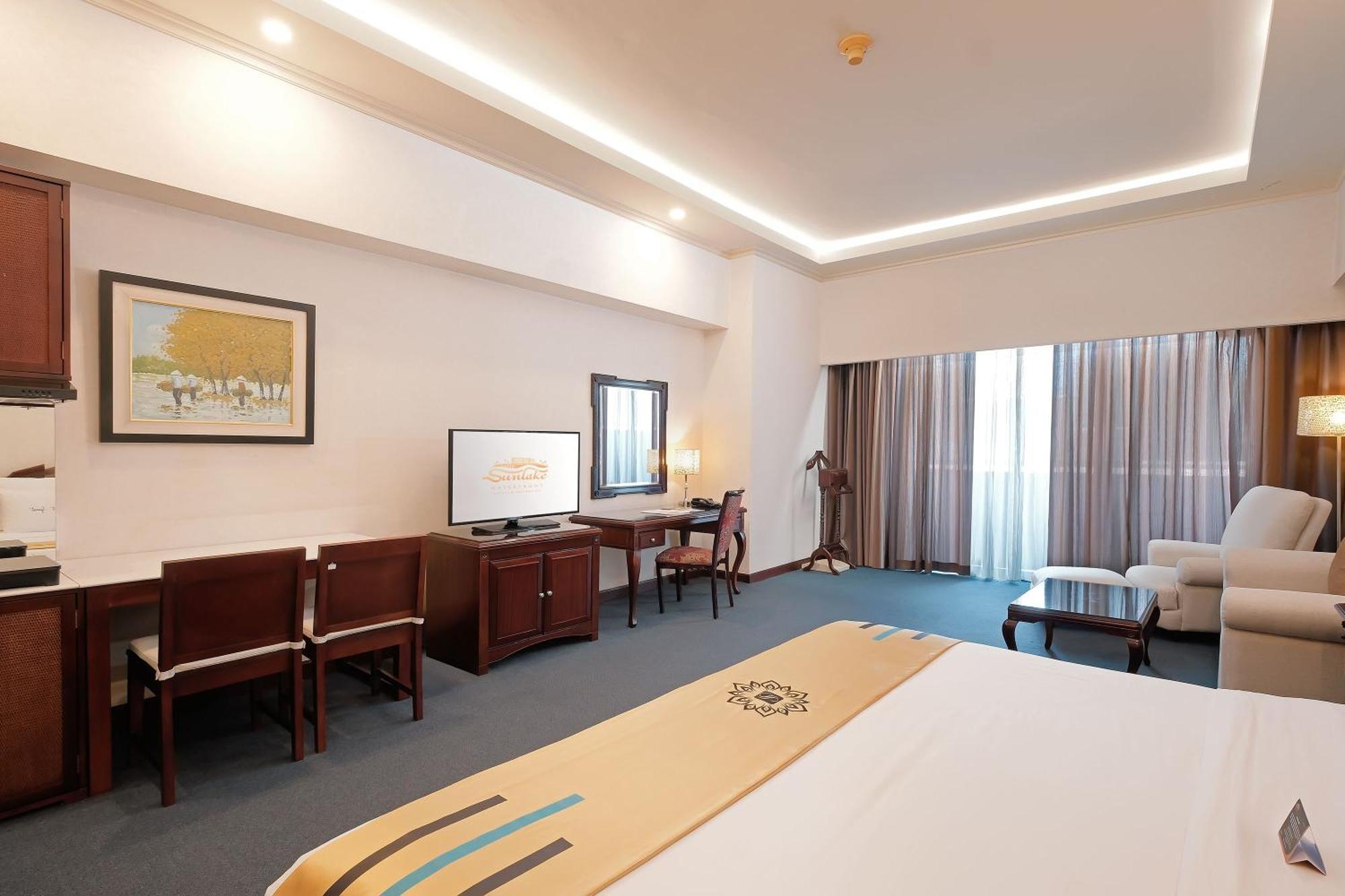 Sunlake Waterfront Resort & Convention Jakarta Eksteriør billede