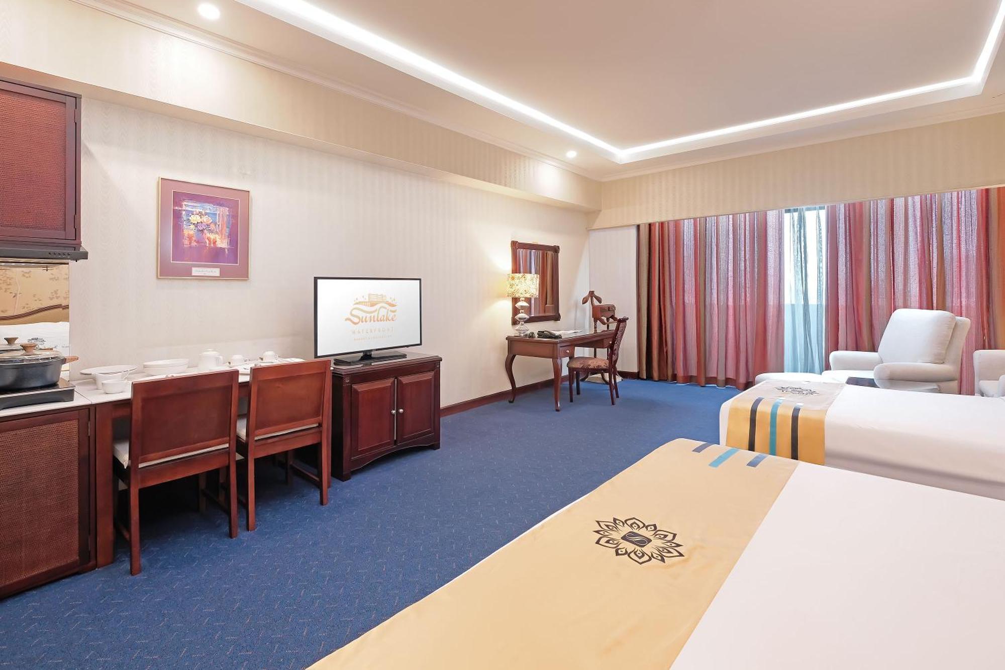 Sunlake Waterfront Resort & Convention Jakarta Eksteriør billede