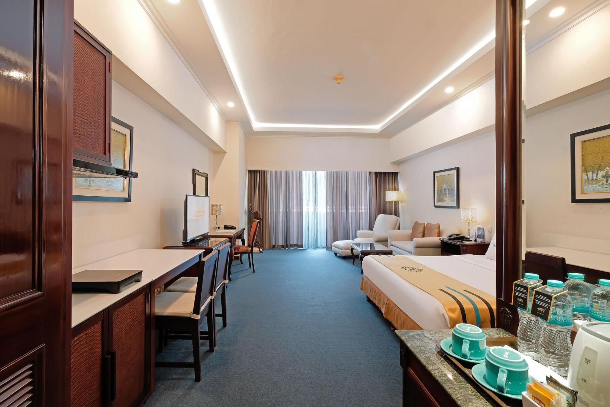 Sunlake Waterfront Resort & Convention Jakarta Eksteriør billede
