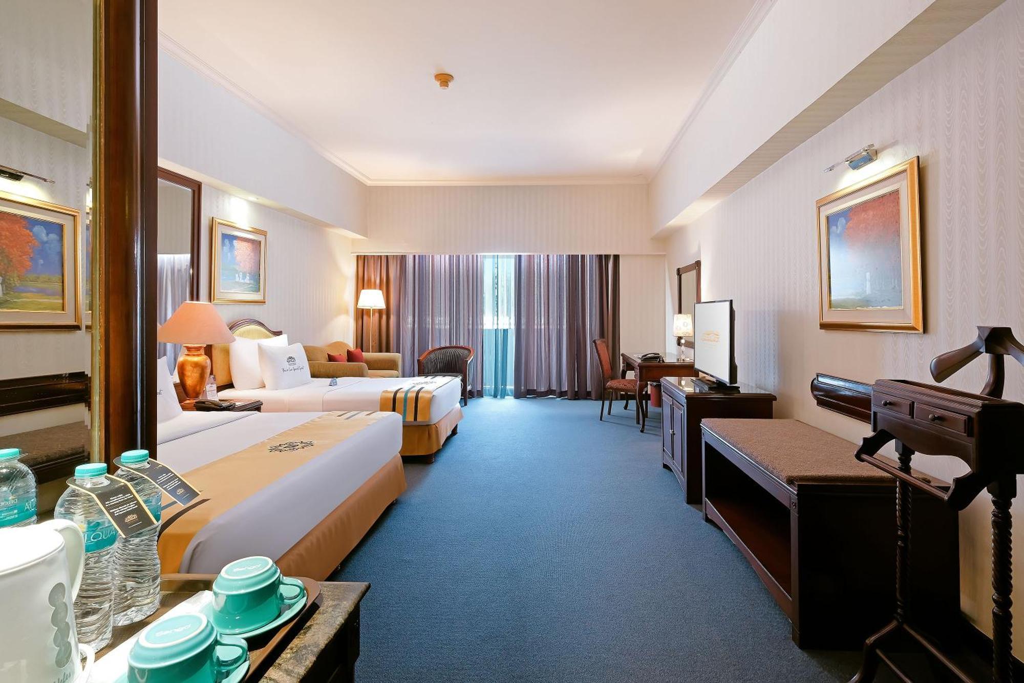Sunlake Waterfront Resort & Convention Jakarta Eksteriør billede
