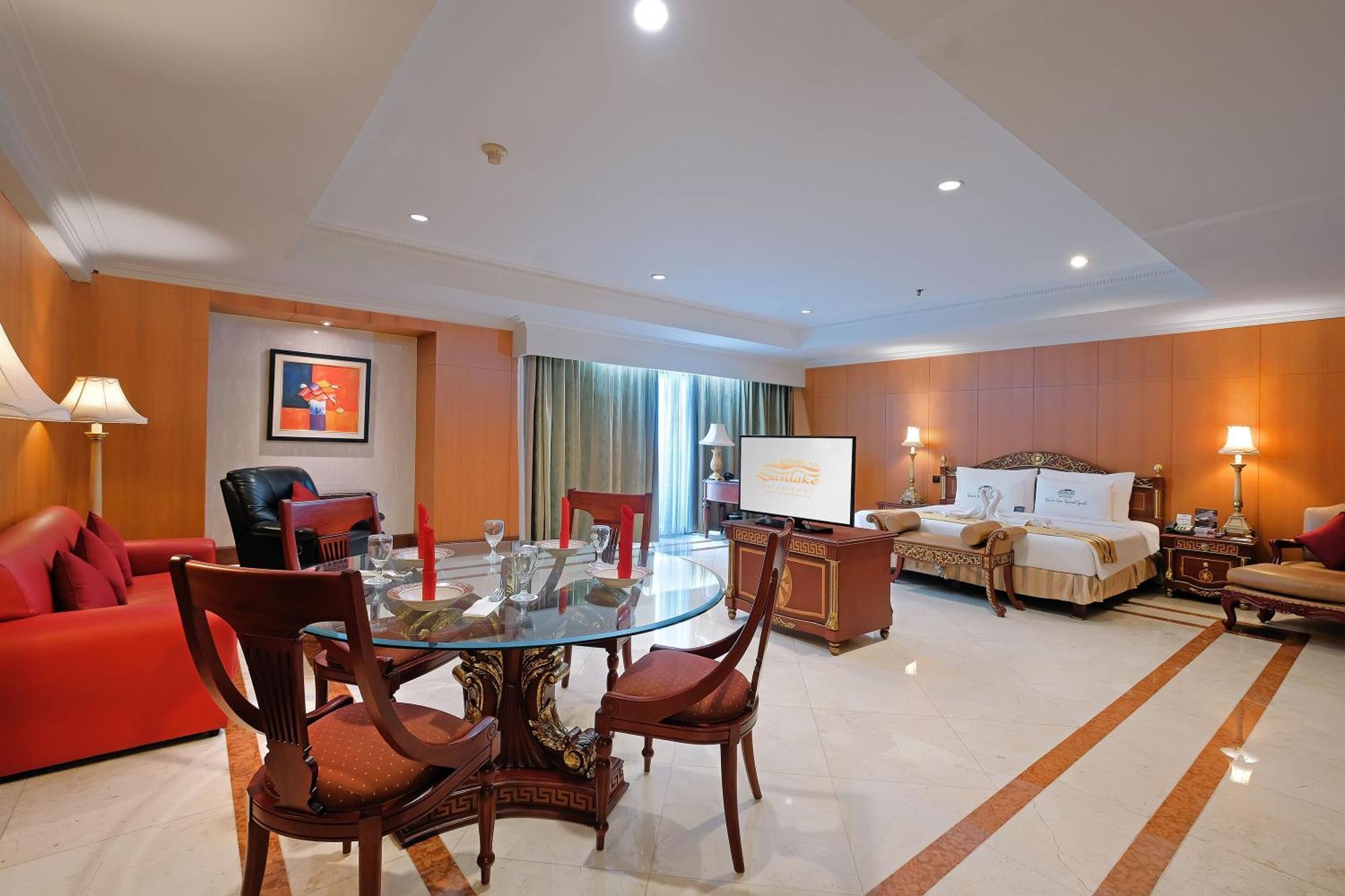 Sunlake Waterfront Resort & Convention Jakarta Eksteriør billede